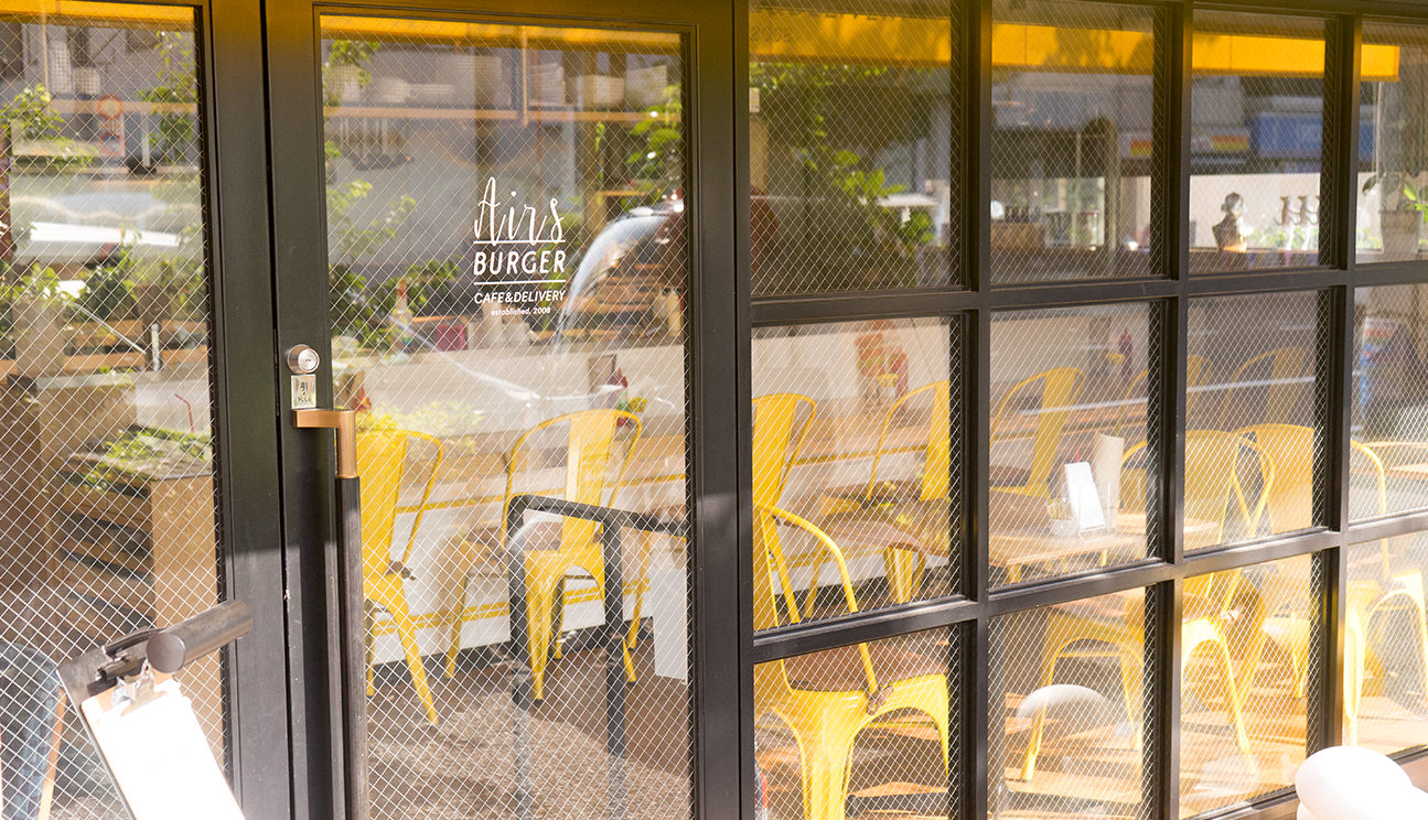 Airs BURGER CAFE&DELIVERY